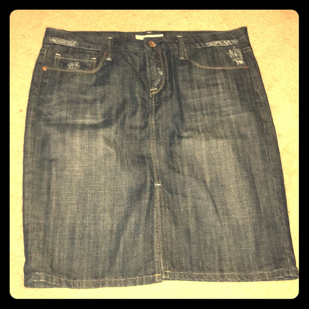 Distressed denim skirt